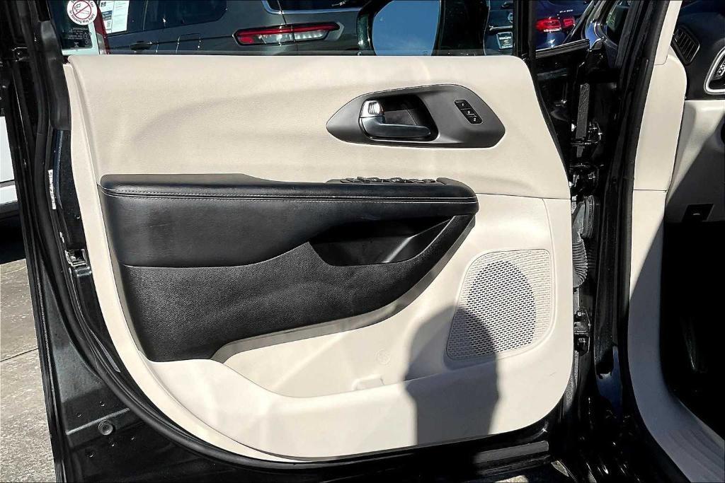 used 2022 Chrysler Pacifica car, priced at $23,998