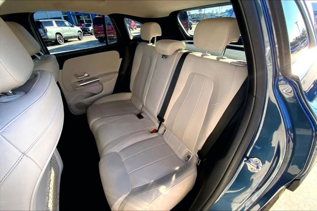 used 2021 Mercedes-Benz GLA 250 car, priced at $25,430