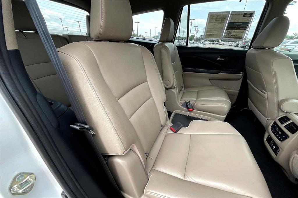 used 2020 Honda Pilot car, priced at $25,998