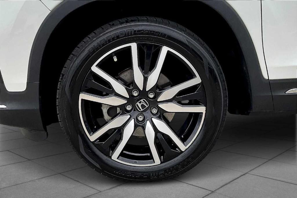 used 2020 Honda Pilot car, priced at $25,998