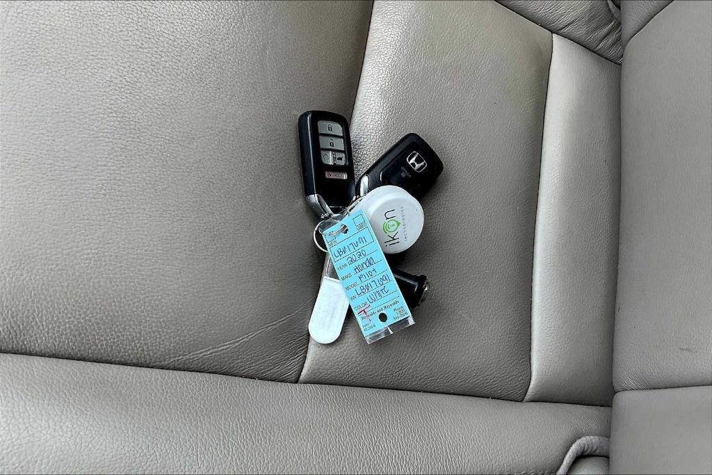 used 2020 Honda Pilot car, priced at $25,998