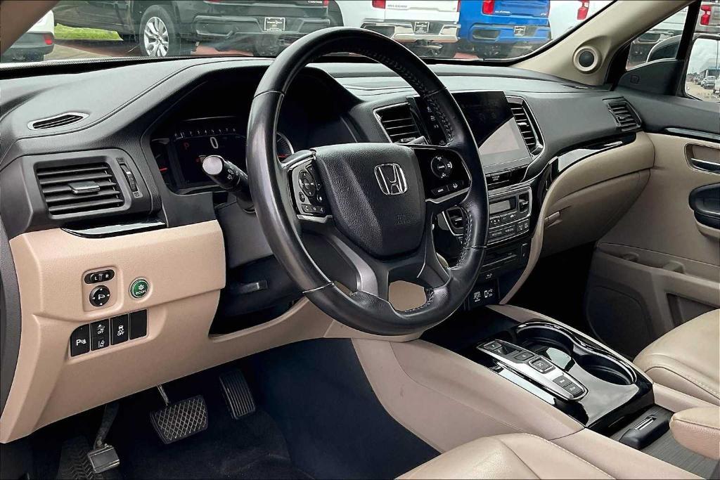 used 2020 Honda Pilot car, priced at $25,998
