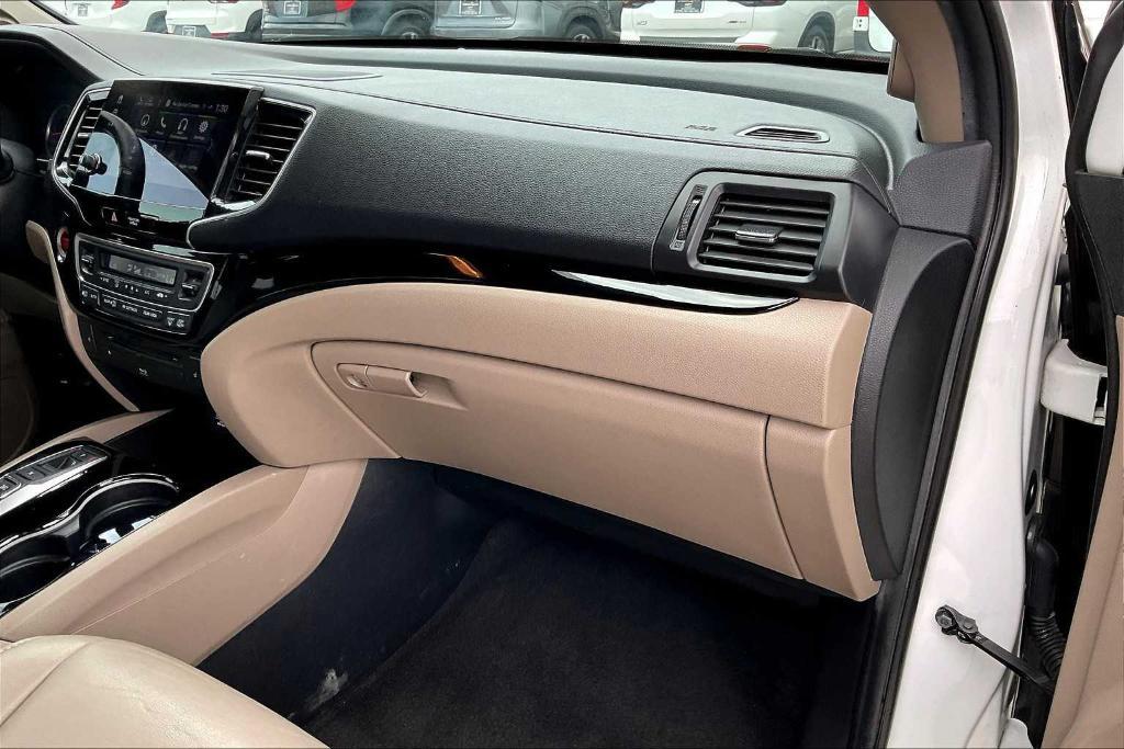 used 2020 Honda Pilot car, priced at $25,998