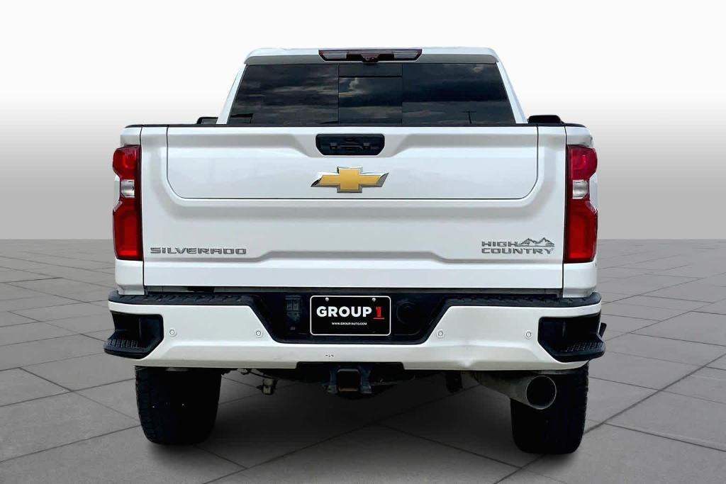 used 2022 Chevrolet Silverado 2500 car, priced at $48,630