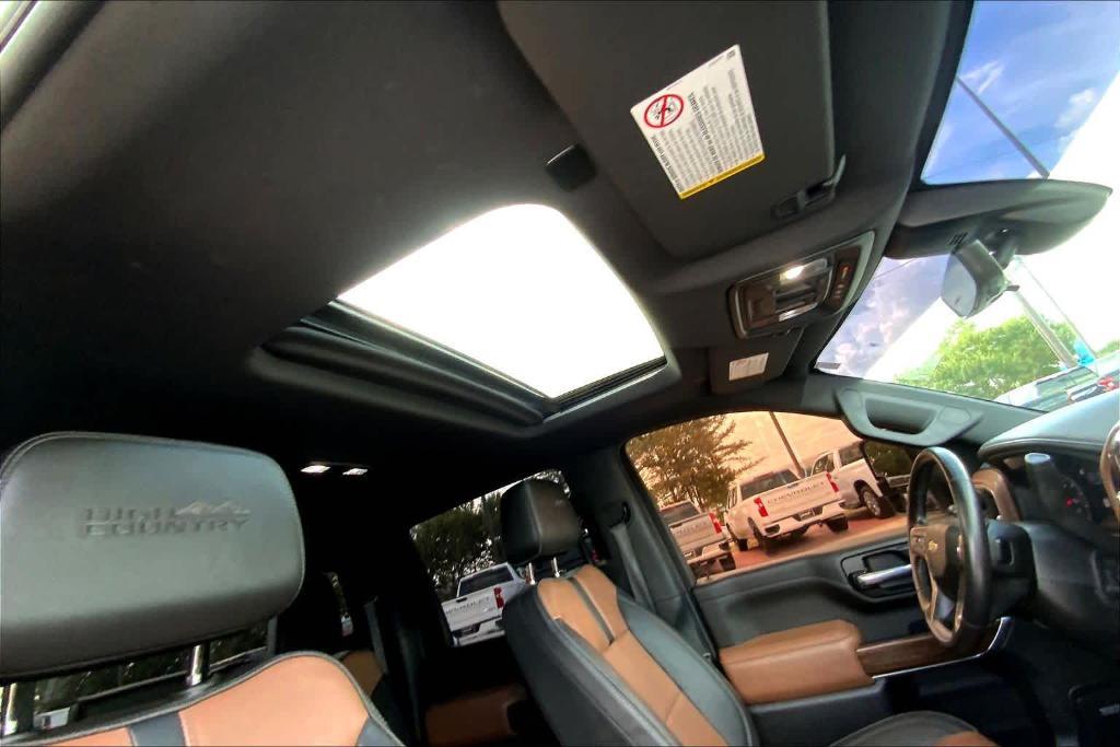 used 2022 Chevrolet Silverado 2500 car, priced at $48,630