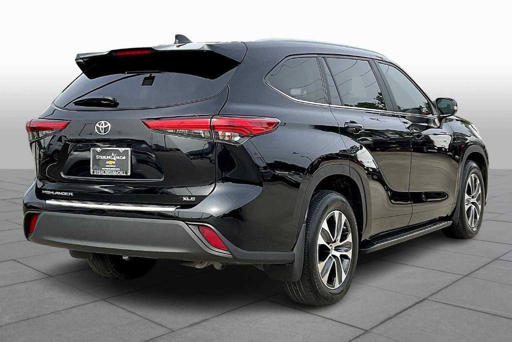 used 2023 Toyota Highlander car, priced at $36,739