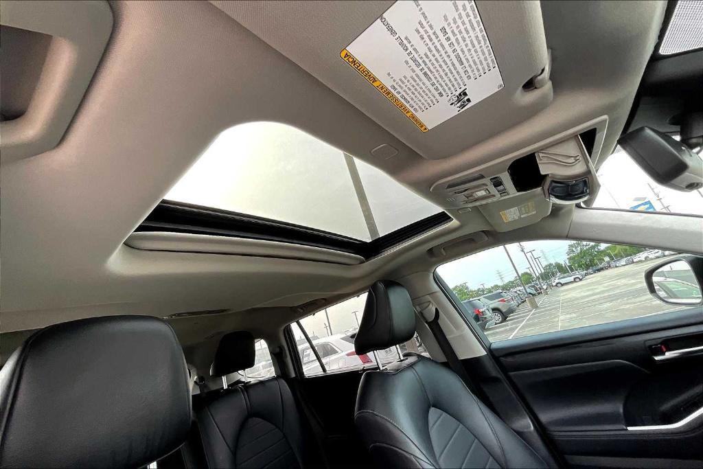 used 2023 Toyota Highlander car, priced at $36,739