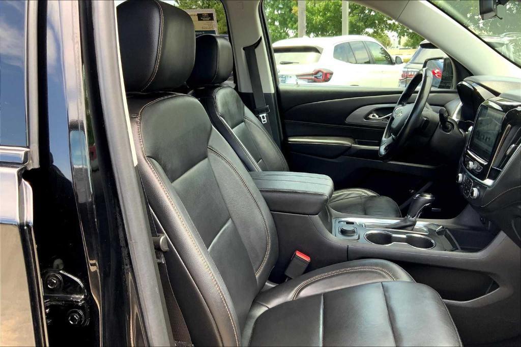 used 2019 Chevrolet Traverse car, priced at $19,530