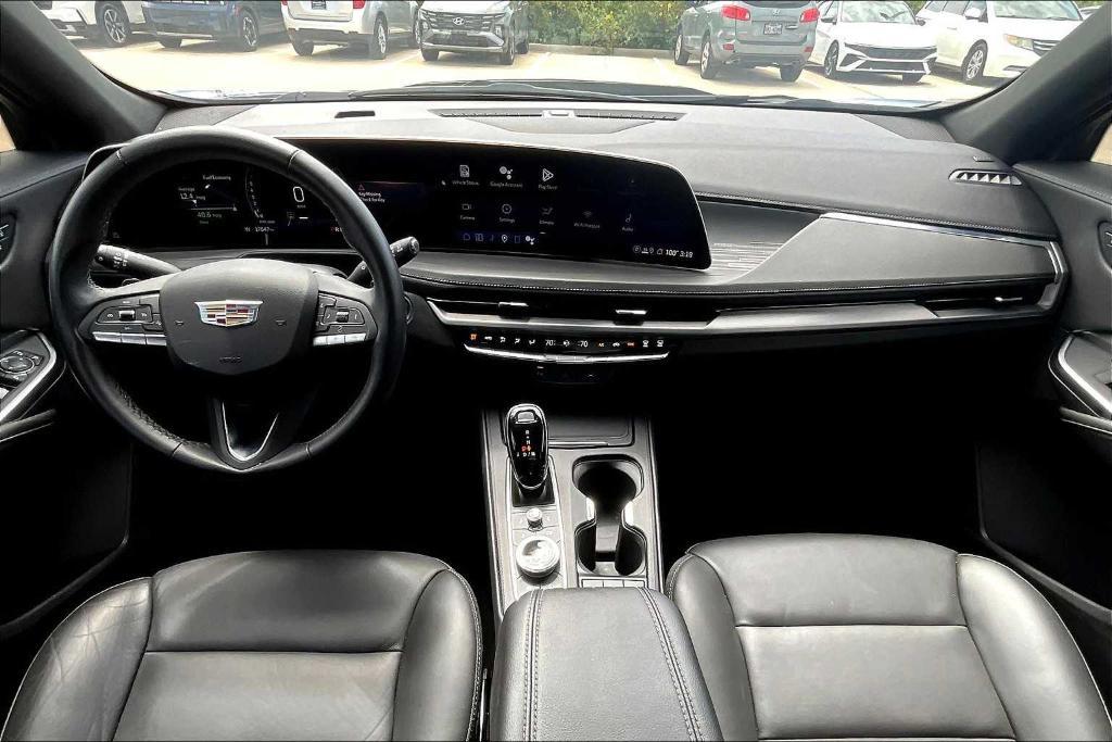 used 2025 Cadillac XT4 car, priced at $33,890