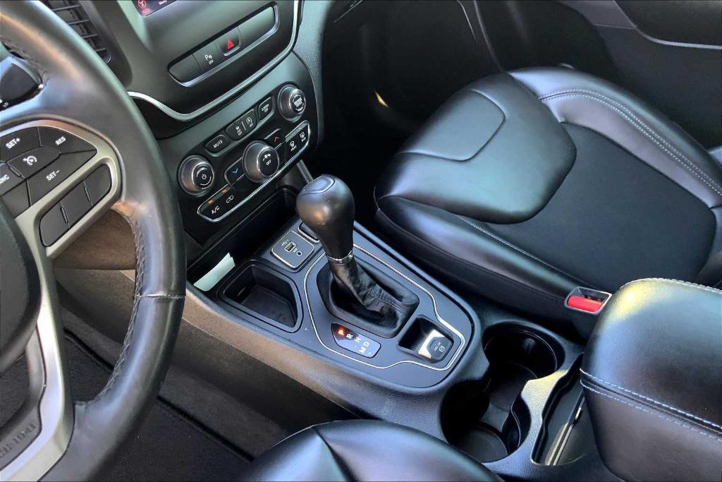 used 2019 Jeep Cherokee car, priced at $16,593