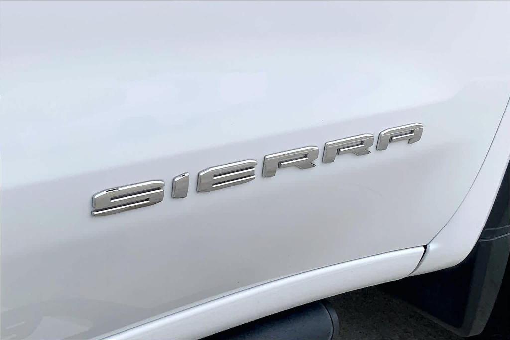used 2024 GMC Sierra 1500 car, priced at $29,782
