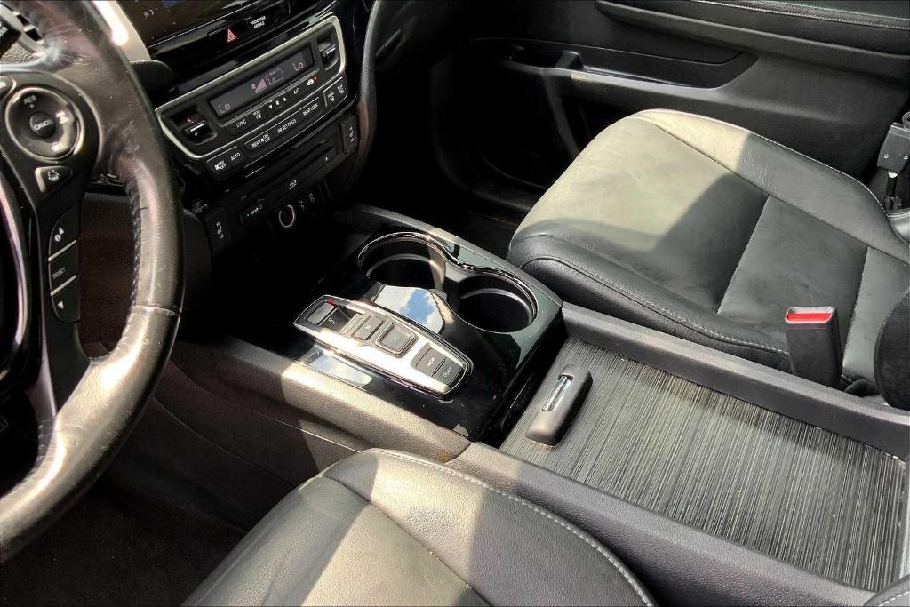 used 2018 Honda Pilot car, priced at $13,278
