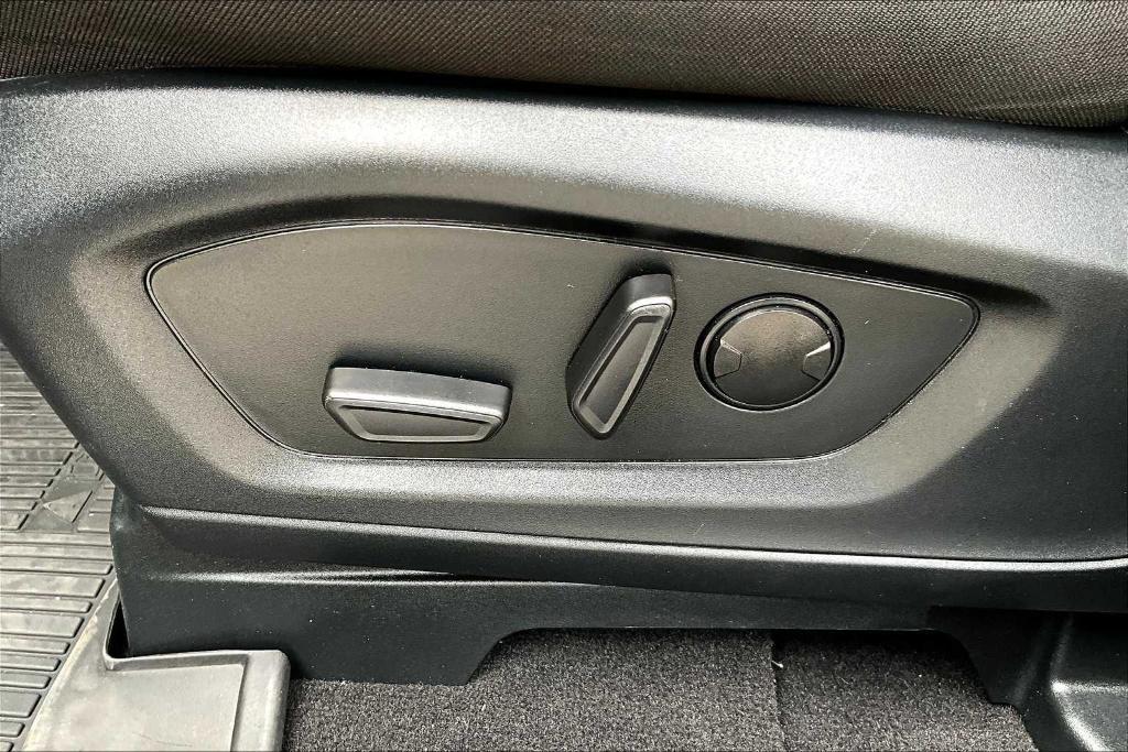 used 2024 Ford Explorer car, priced at $32,998