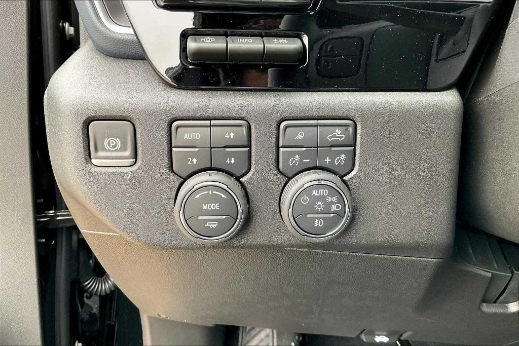 new 2025 Chevrolet Silverado 3500 car, priced at $88,129