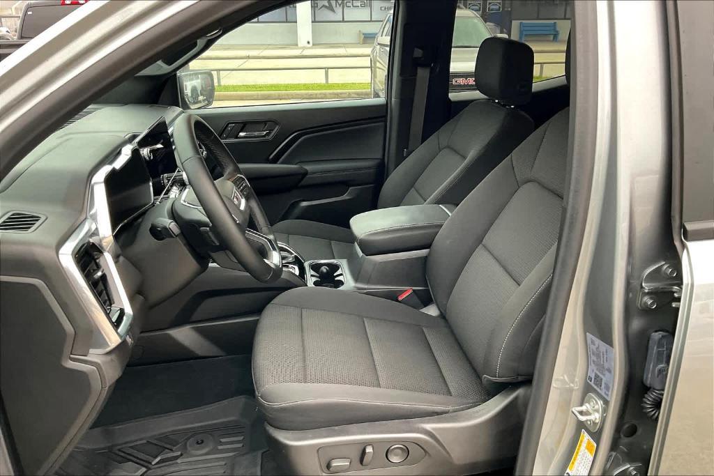 used 2024 GMC Canyon car, priced at $37,182