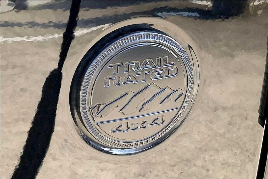 used 2021 Jeep Wrangler Unlimited car, priced at $33,998