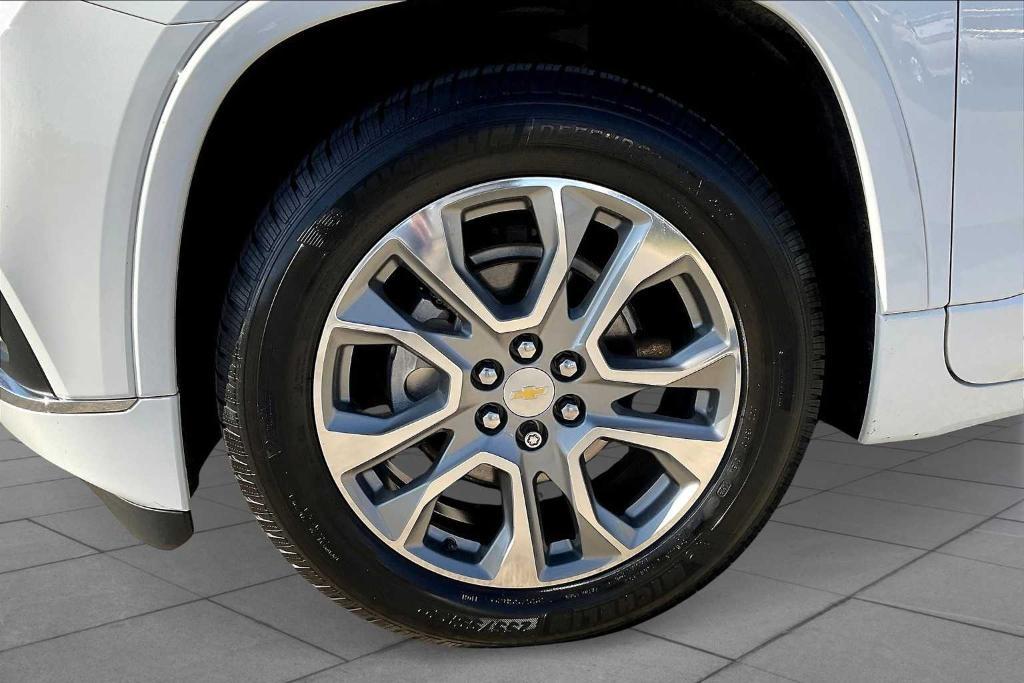 used 2019 Chevrolet Traverse car, priced at $21,423