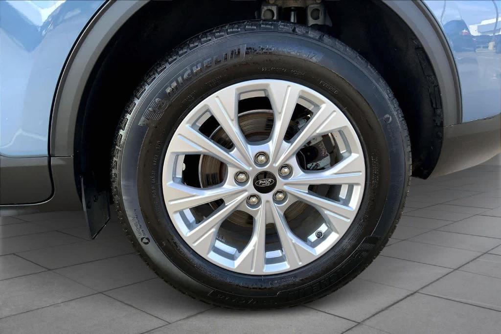 used 2023 Ford Escape car, priced at $19,333