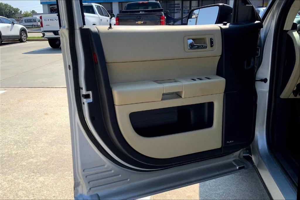 used 2015 Ford Flex car, priced at $11,760