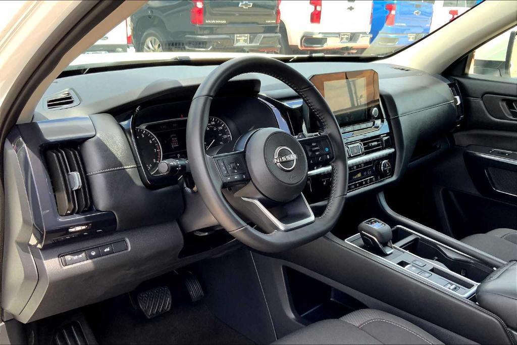 used 2025 Nissan Pathfinder car, priced at $34,058