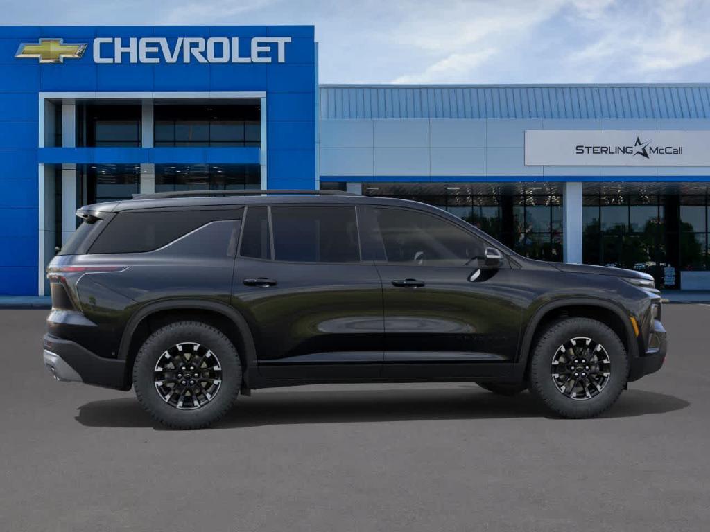 new 2025 Chevrolet Traverse car, priced at $50,094