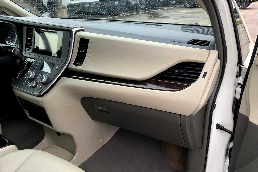 used 2015 Toyota Sienna car, priced at $16,555