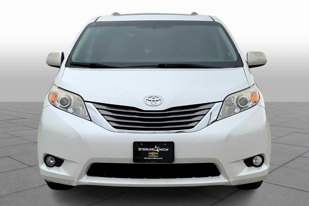 used 2015 Toyota Sienna car, priced at $16,555