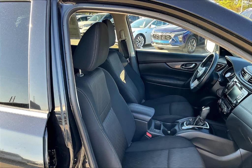 used 2019 Nissan Rogue car, priced at $13,333