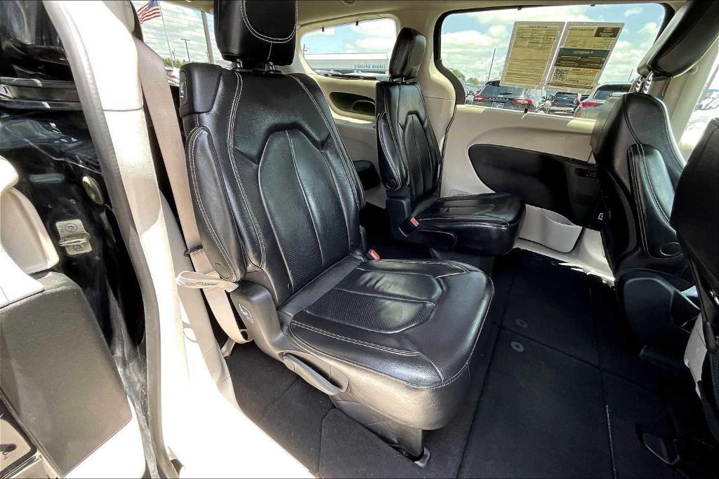 used 2022 Chrysler Pacifica car, priced at $21,030