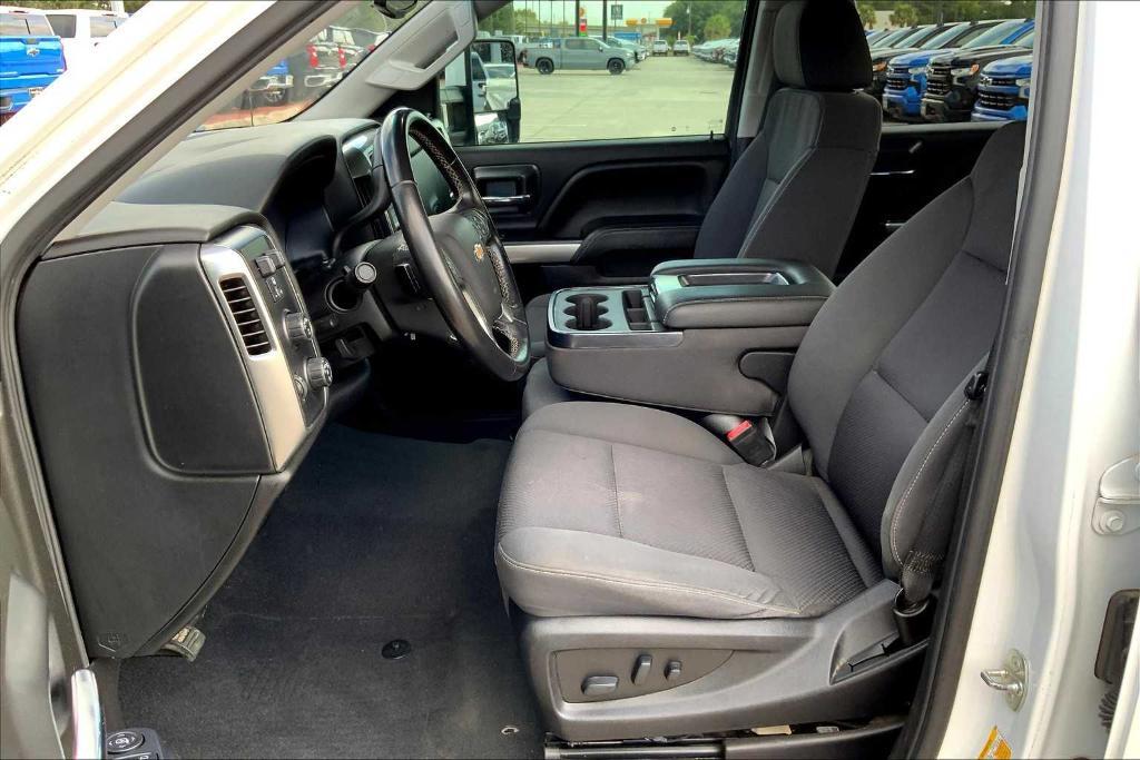 used 2018 Chevrolet Silverado 1500 car, priced at $28,998