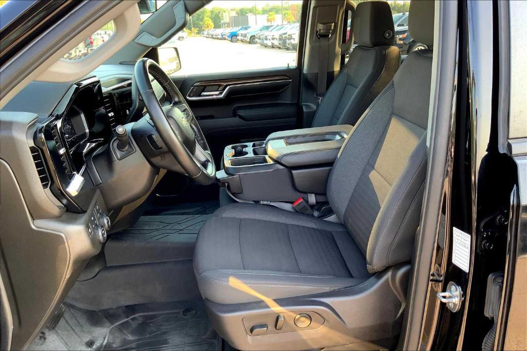 used 2024 Chevrolet Silverado 1500 car, priced at $38,039