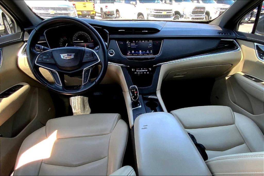 used 2018 Cadillac XT5 car, priced at $16,790
