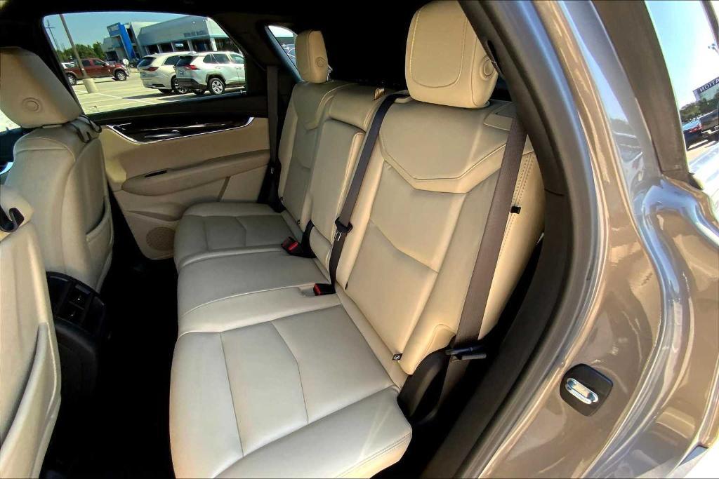 used 2018 Cadillac XT5 car, priced at $16,790