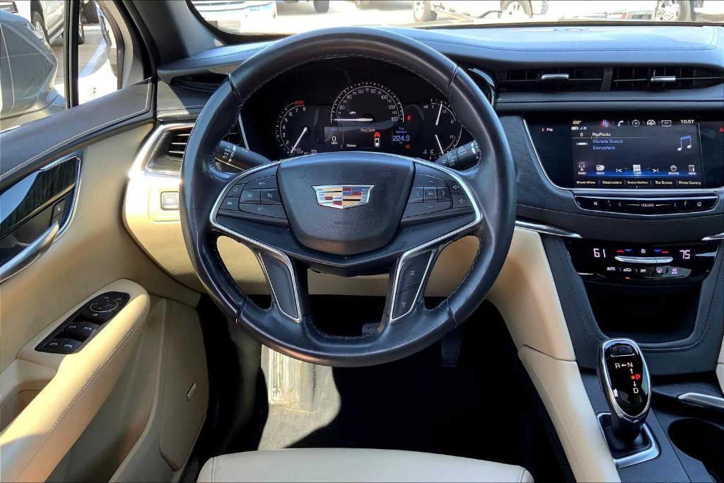 used 2018 Cadillac XT5 car, priced at $16,790