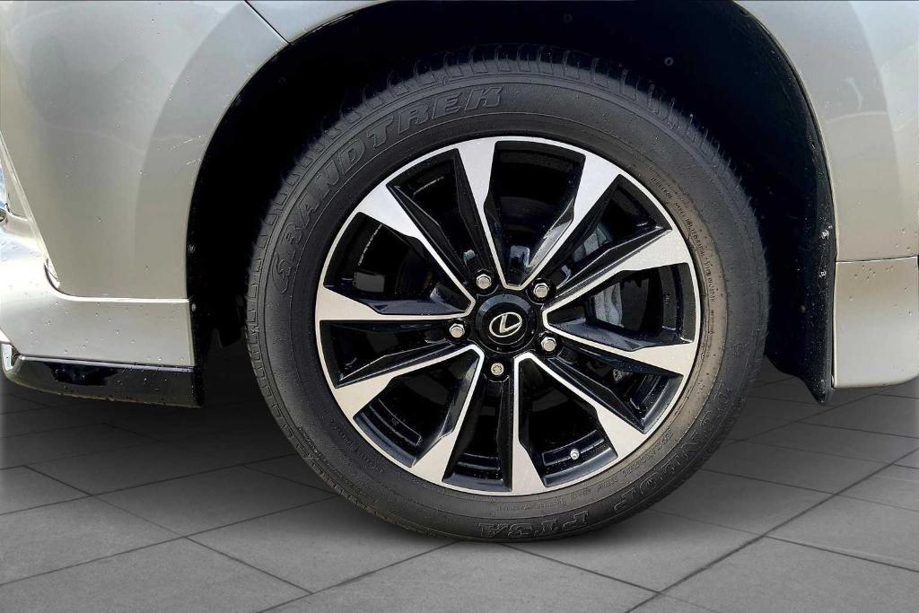 used 2021 Lexus LX 570 car, priced at $75,998
