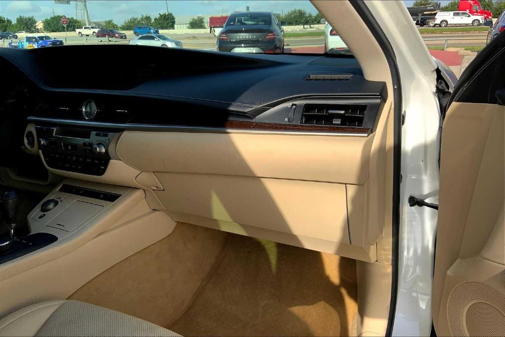 used 2014 Lexus ES 350 car, priced at $15,727