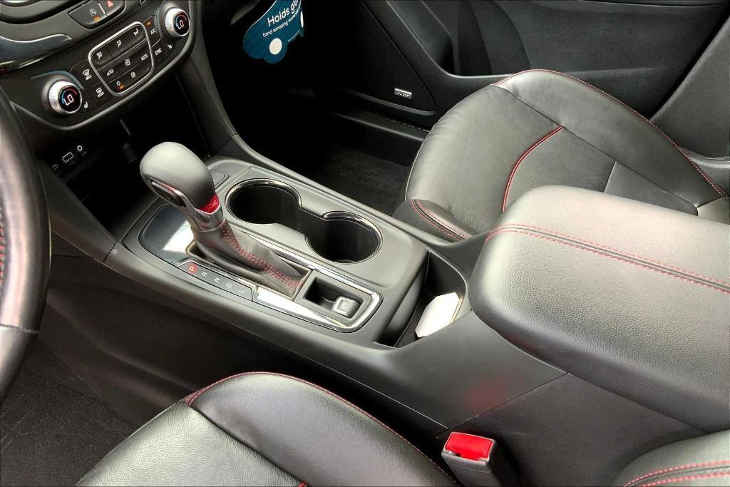 used 2022 Chevrolet Equinox car, priced at $19,214