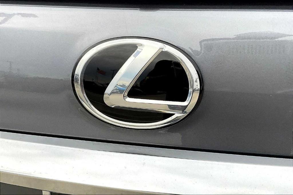 used 2023 Lexus GX 460 car, priced at $64,817