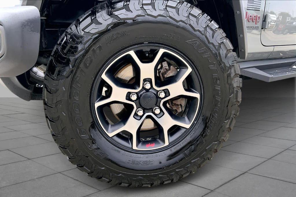 used 2018 Jeep Wrangler Unlimited car, priced at $26,533