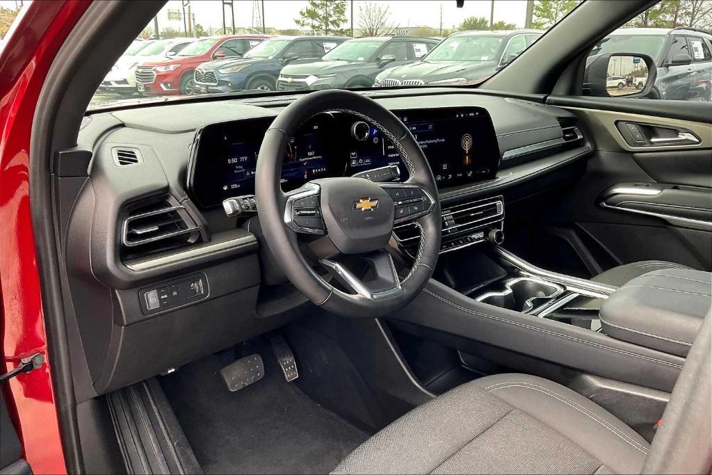 used 2024 Chevrolet Traverse car, priced at $38,605