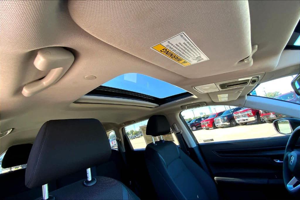 used 2023 Honda CR-V car, priced at $21,333