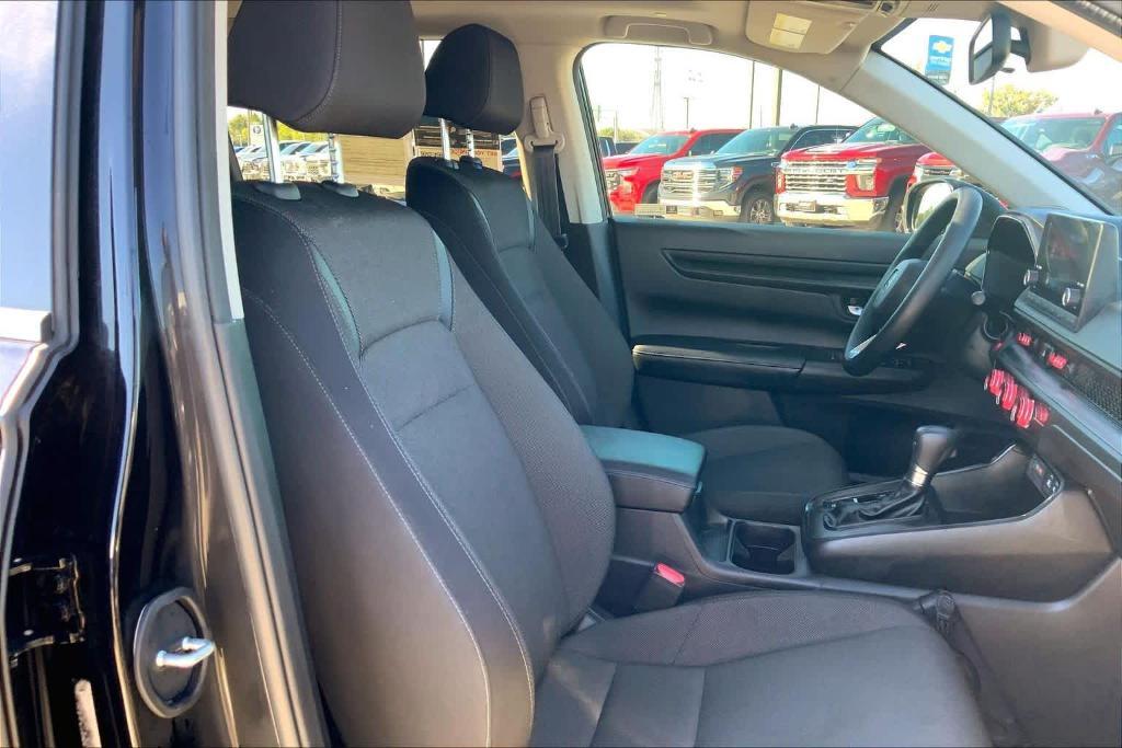 used 2023 Honda CR-V car, priced at $21,333