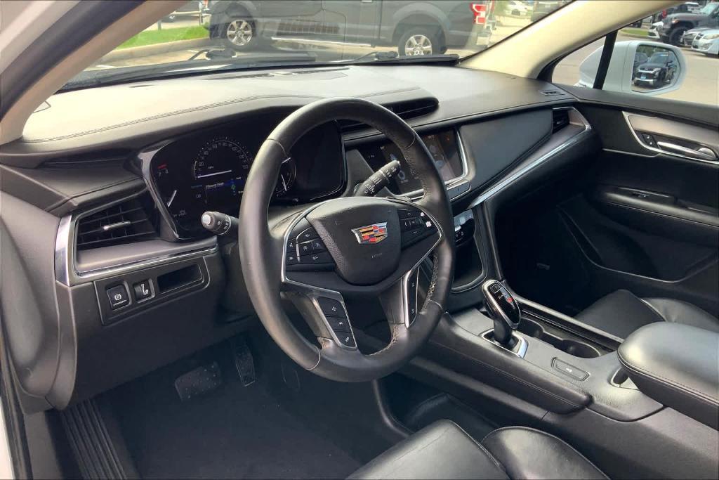 used 2017 Cadillac XT5 car, priced at $14,444