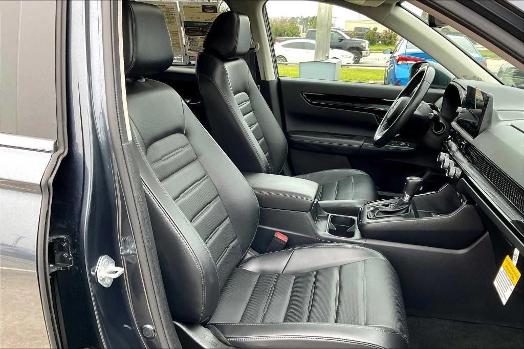 used 2023 Honda CR-V car, priced at $30,990