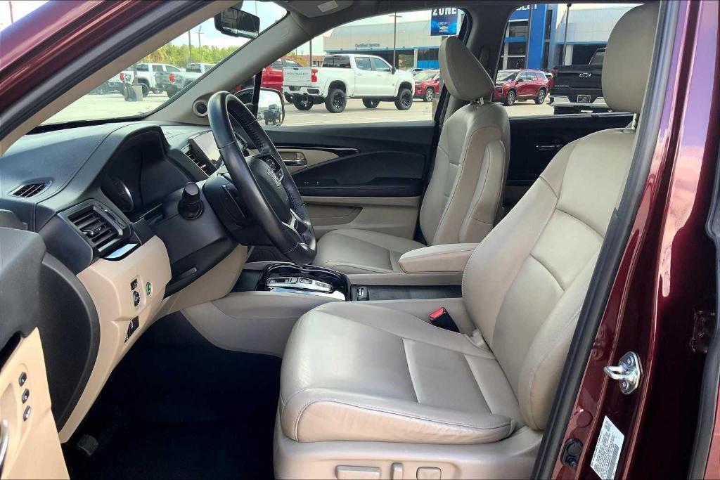 used 2021 Honda Pilot car, priced at $26,079