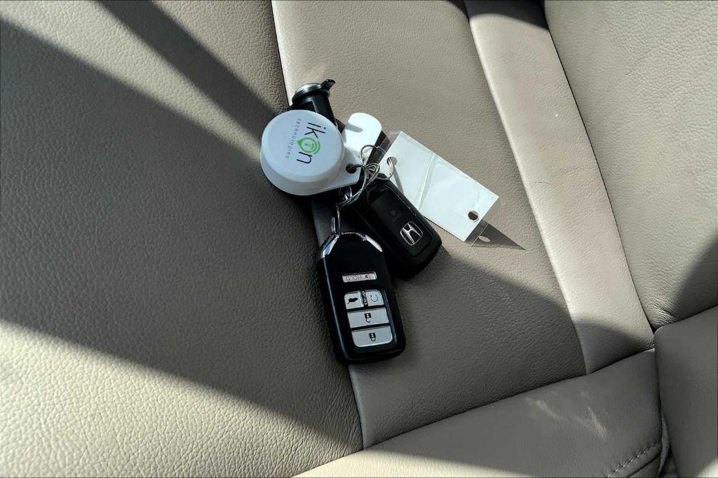 used 2021 Honda Pilot car, priced at $26,079