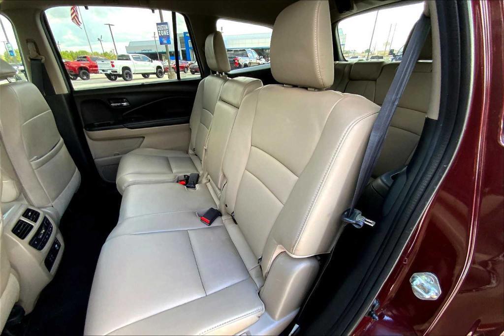 used 2021 Honda Pilot car, priced at $26,079