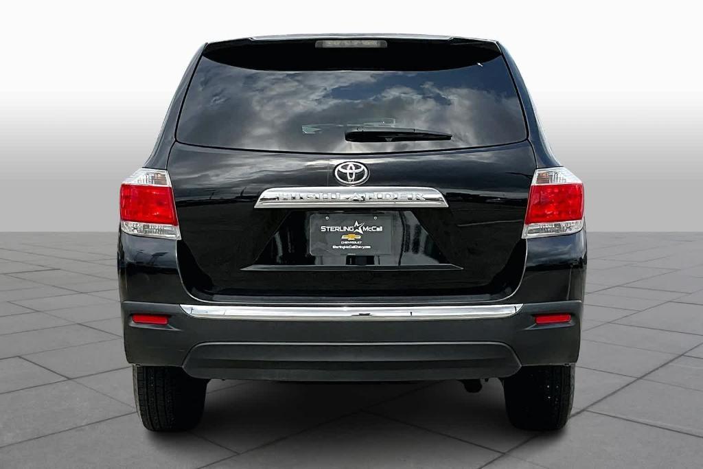 used 2013 Toyota Highlander car, priced at $14,998