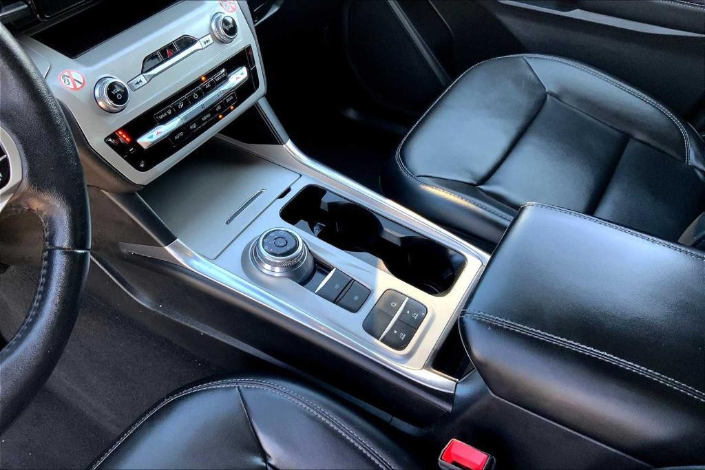 used 2023 Ford Explorer car, priced at $25,809