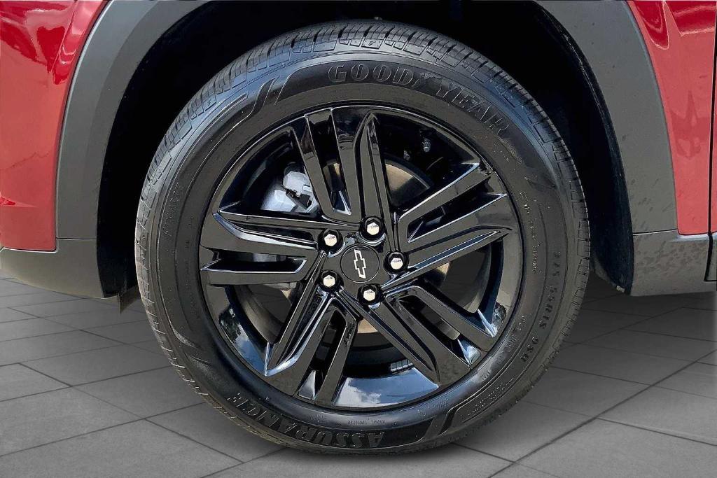 used 2024 Chevrolet Trax car, priced at $24,652
